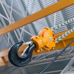 Factory overhead crane hook and chain